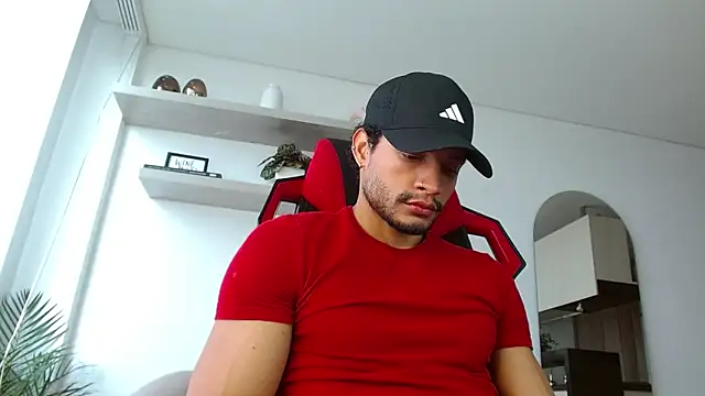 Robyn Miller online show from October 2025 07:01:02 PM