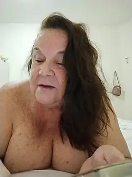 Yaya Mineira online show from November 2025 12:54:02 AM