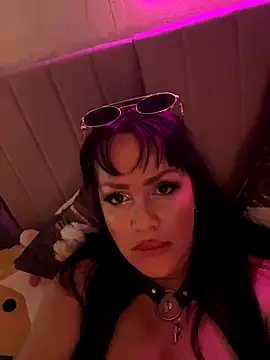 Lolaley2 online show from November 2025 06:23:01 AM