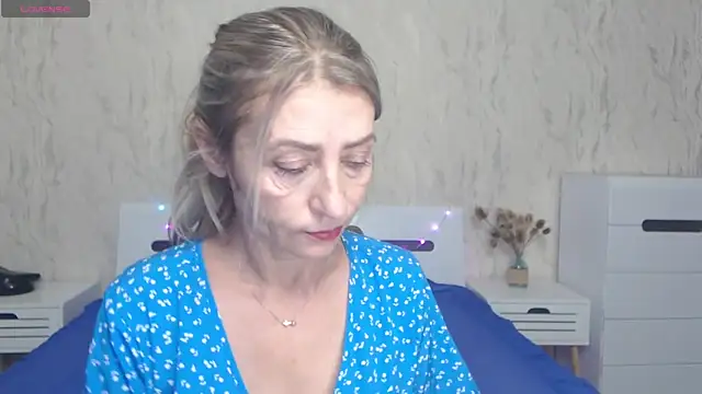 Snapshot of ZoeGrant chatting on January 2025 06:23:01 PM ZoeGrant online show from January 2025 06:23:01 PM
