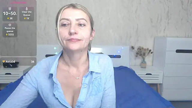 Snapshot of ZoeGrant chatting on February 2025 10:54:01 PM ZoeGrant online show from February 2025 10:54:01 PM