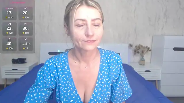 Snapshot of ZoeGrant chatting on February 2025 08:43:02 PM ZoeGrant online show from February 2025 08:43:02 PM
