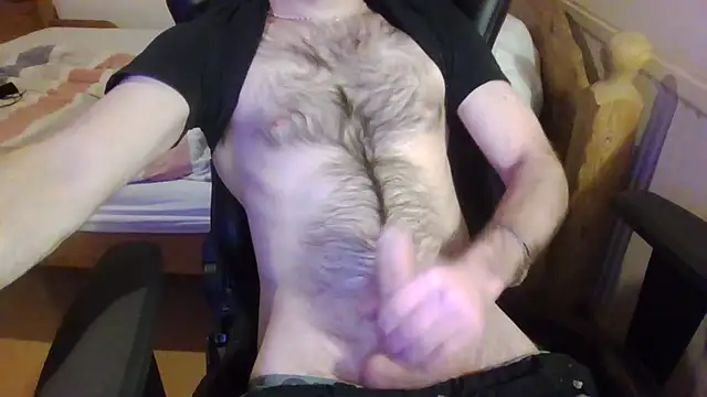 Snapshot of KmlBI26 chatting on February 2026 11:30:01 PM KmlBI26 online show from February 2026 11:30:01 PM