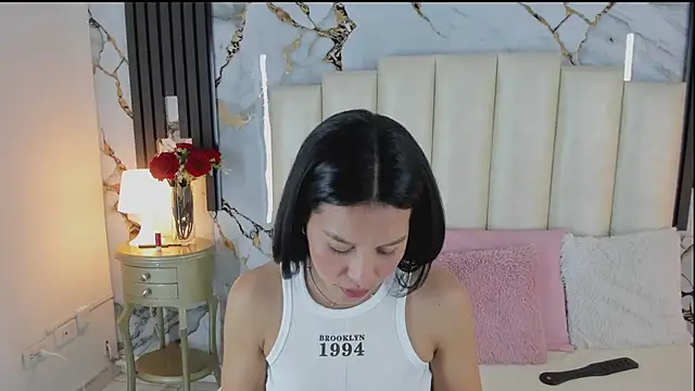 Snapshot of lulumars chatting on May 2026 04:52:01 AM lulumars online show from May 2026 04:52:01 AM