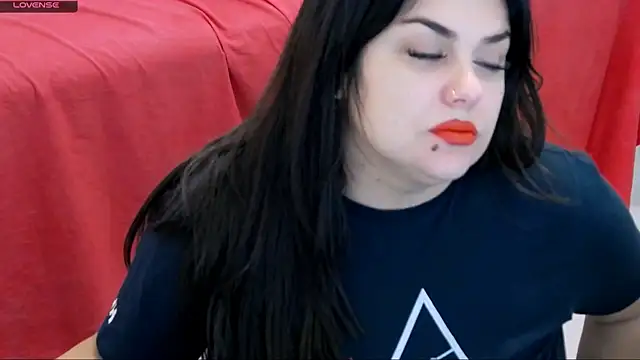 Snapshot of TinaMaay chatting on January 2025 08:58:02 PM TinaMaay online show from January 2025 08:58:02 PM