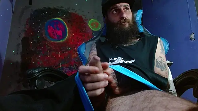 Snapshot of Tatted21xxx chatting on February 2025 04:10:01 AM Tatted21xxx online show from February 2025 04:10:01 AM