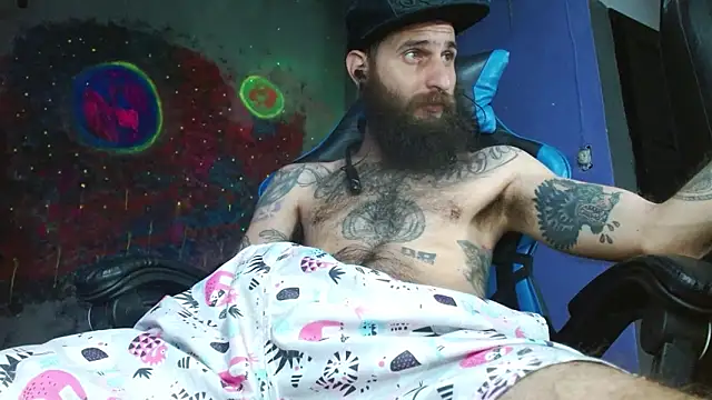 Snapshot of Tatted21xxx chatting on February 2025 08:20:01 AM Tatted21xxx online show from February 2025 08:20:01 AM