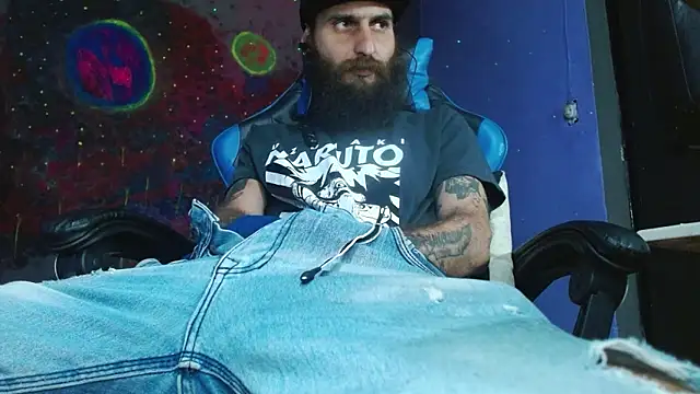 Snapshot of Tatted21xxx chatting on February 2025 03:52:02 AM Tatted21xxx online show from February 2025 03:52:02 AM