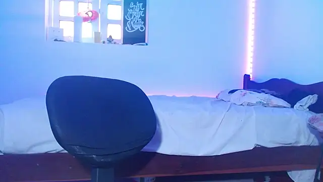 Snapshot of Tatted21xxx chatting on September 2025 01:37:02 PM Tatted21xxx online show from September 2025 01:37:02 PM