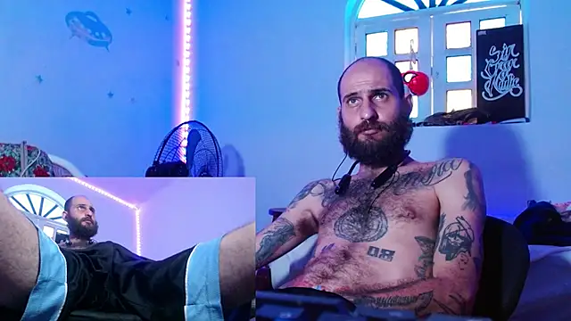 Snapshot of Tatted21xxx chatting on September 2025 05:51:02 PM Tatted21xxx online show from September 2025 05:51:02 PM