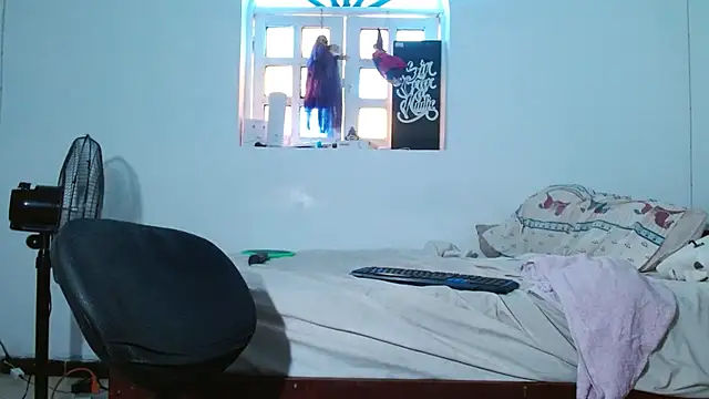 Snapshot of Tatted21xxx chatting on October 2025 01:40:02 PM Tatted21xxx online show from October 2025 01:40:02 PM