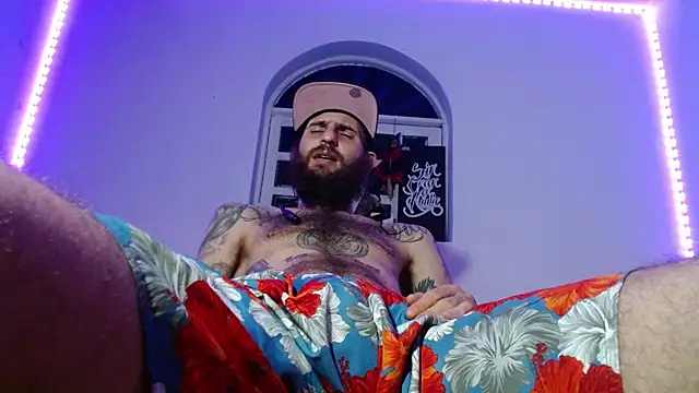 Snapshot of Tatted21xxx chatting on November 2025 06:57:02 AM Tatted21xxx online show from November 2025 06:57:02 AM