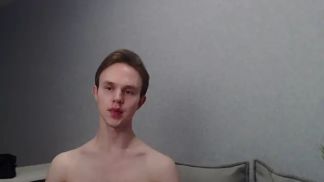 MartinMendez online show from February 2025 07:14:02 PM