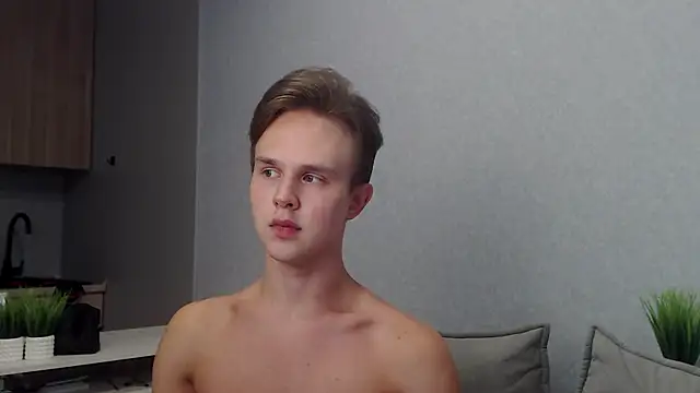 MartinMendez online show from September 2025 01:02:02 PM