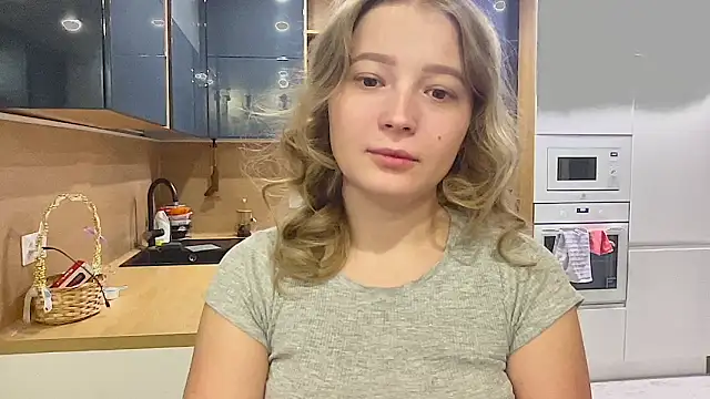 CharmingSarah online show from September 2025 03:27:02 PM