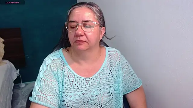 scaelettdubois online show from June 2026 02:24:02 AM