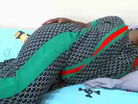 Snapshot of Naughty_Laurah chatting on March 2025 12:32:02 PM Naughty Laurah online show from March 2025 12:32:02 PM