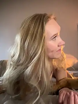 MariaTull online show from October 2025 11:33:01 AM