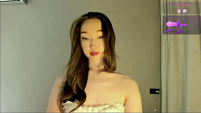  luna 022 online show from February 2026 01:31:01 PM