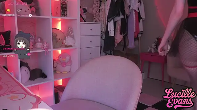 lucille evans online show from February 2025 07:31:01 AM