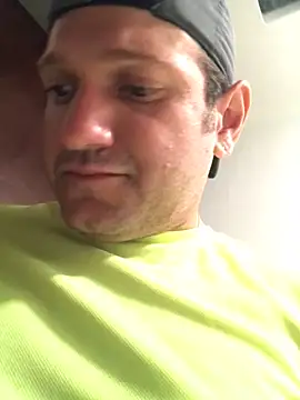 JonJ0 online show from October 2025 09:18:01 AM