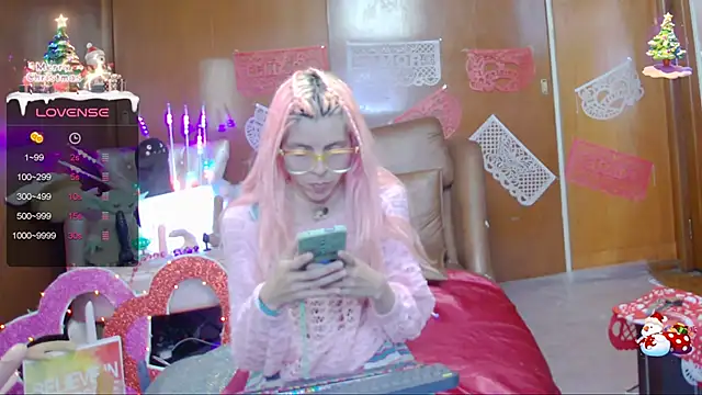 Skinygirl online show from February 2025 11:59:02 PM