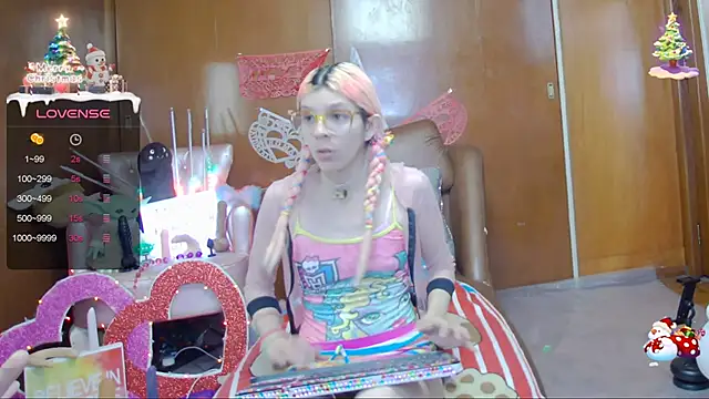 Skinygirl online show from February 2025 12:41:01 AM