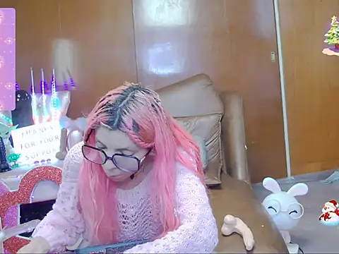 Skinygirl online show from September 2025 12:10:02 AM