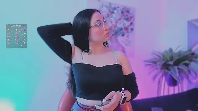 lucy neil online show from December 2025 02:50:02 AM