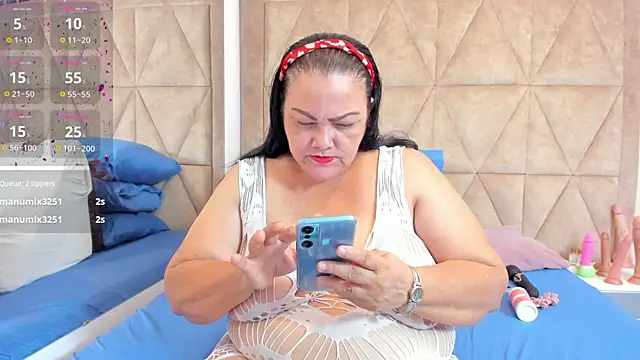 mommy cute online show from January 2025 02:20:02 AM