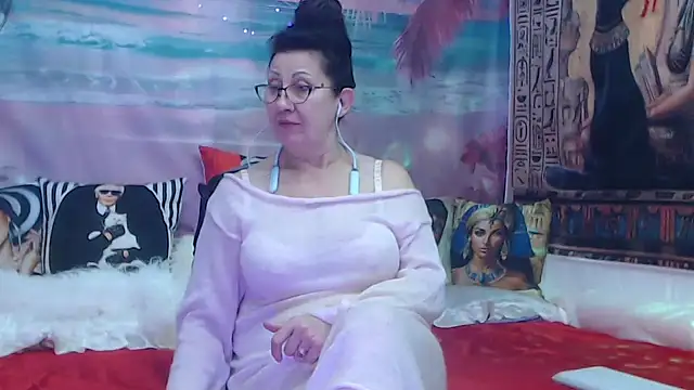 NightOrhideya online show from November 2025 07:24:01 PM