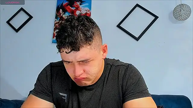 Snapshot of Leonsmoron chatting on November 2025 12:43:02 AM Leonsmoron online show from November 2025 12:43:02 AM