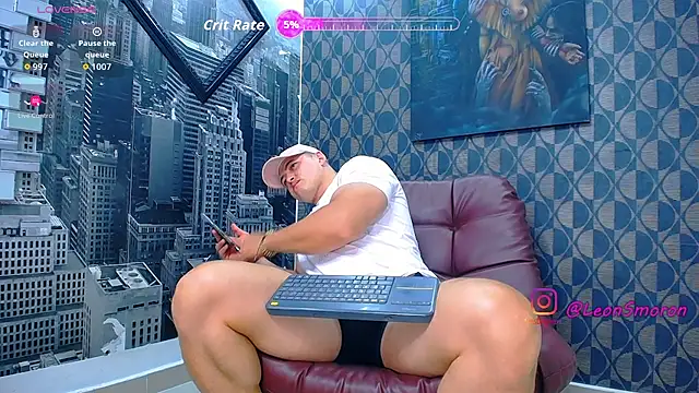 Leonsmoron online show from May 2026 02:51:02 AM