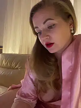 Lady  Maria online show from December 2024 06:38:02 PM