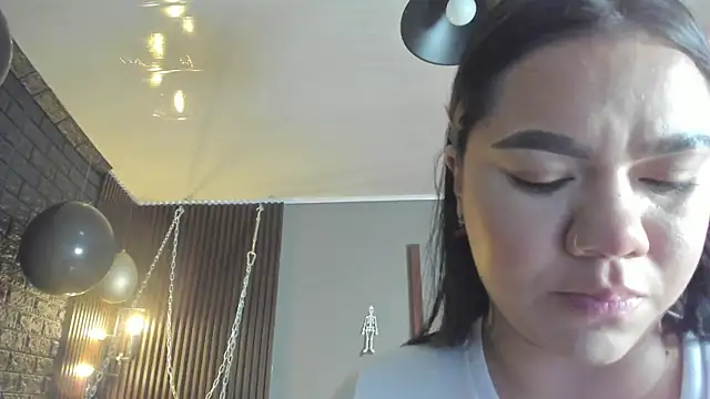 annie barozzi online show from October 2025 01:22:01 PM