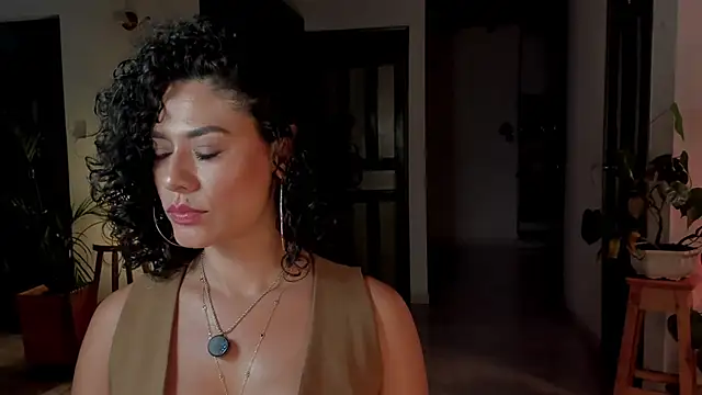 goddes helena online show from February 2026 12:31:02 AM