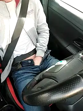 Snapshot of Xcoquinx chatting on March 2025 07:47:01 AM Xcoquinx online show from March 2025 07:47:01 AM