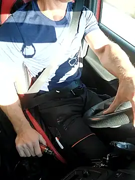 Snapshot of Xcoquinx chatting on September 2025 03:23:01 PM Xcoquinx online show from September 2025 03:23:01 PM