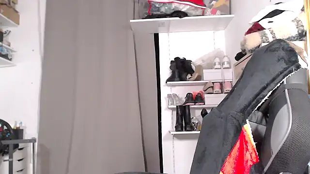 Amai Live online show from November 2025 11:10:03 AM