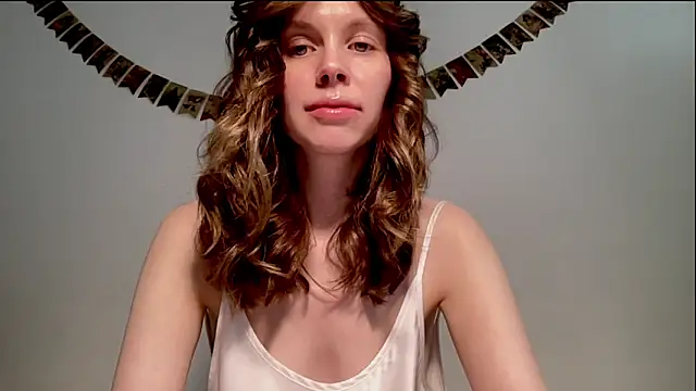 Nikki Mimimi online show from February 2025 10:15:01 AM