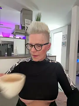 German Milf online show from May 2026 01:07:02 PM