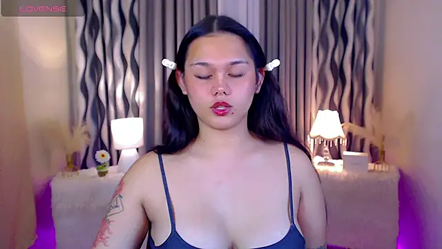 Ella Fantasiax online show from October 2025 06:08:02 PM