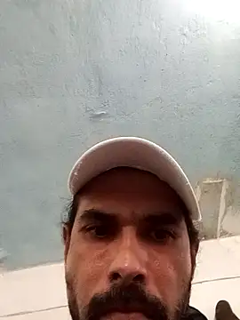 Snapshot of Tututu17@xh chatting on January 2026 09:38:02 PM Tututu17xh online show from January 2026 09:38:02 PM