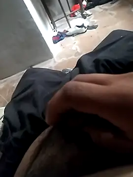 Nicozapras online show from November 2025 10:16:02 AM