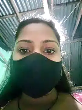 Shristiprakash0 online show from December 2024 04:59:02 PM