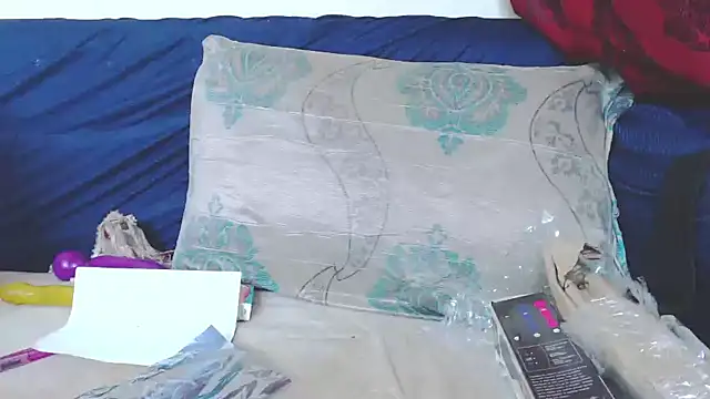 amrozia online show from January 2025 08:57:02 PM