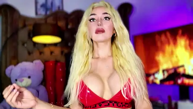 Snapshot of sassymarylou chatting on February 2025 04:57:01 PM sassymarylou online show from February 2025 04:57:01 PM