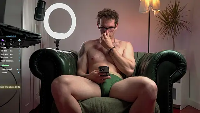 Snapshot of VIktorSecret chatting on July 2026 02:40:01 AM VIktorSecret online show from July 2026 02:40:01 AM