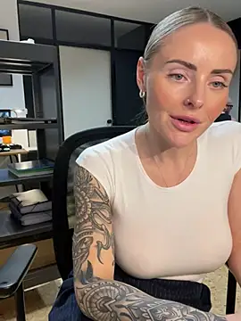 EmaSalis online show from January 2025 02:24:02 PM