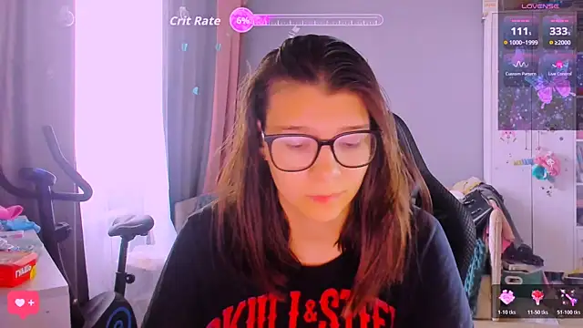Snapshot of MollyLollipop chatting on July 2026 04:22:02 AM MollyLollipop online show from July 2026 04:22:02 AM
